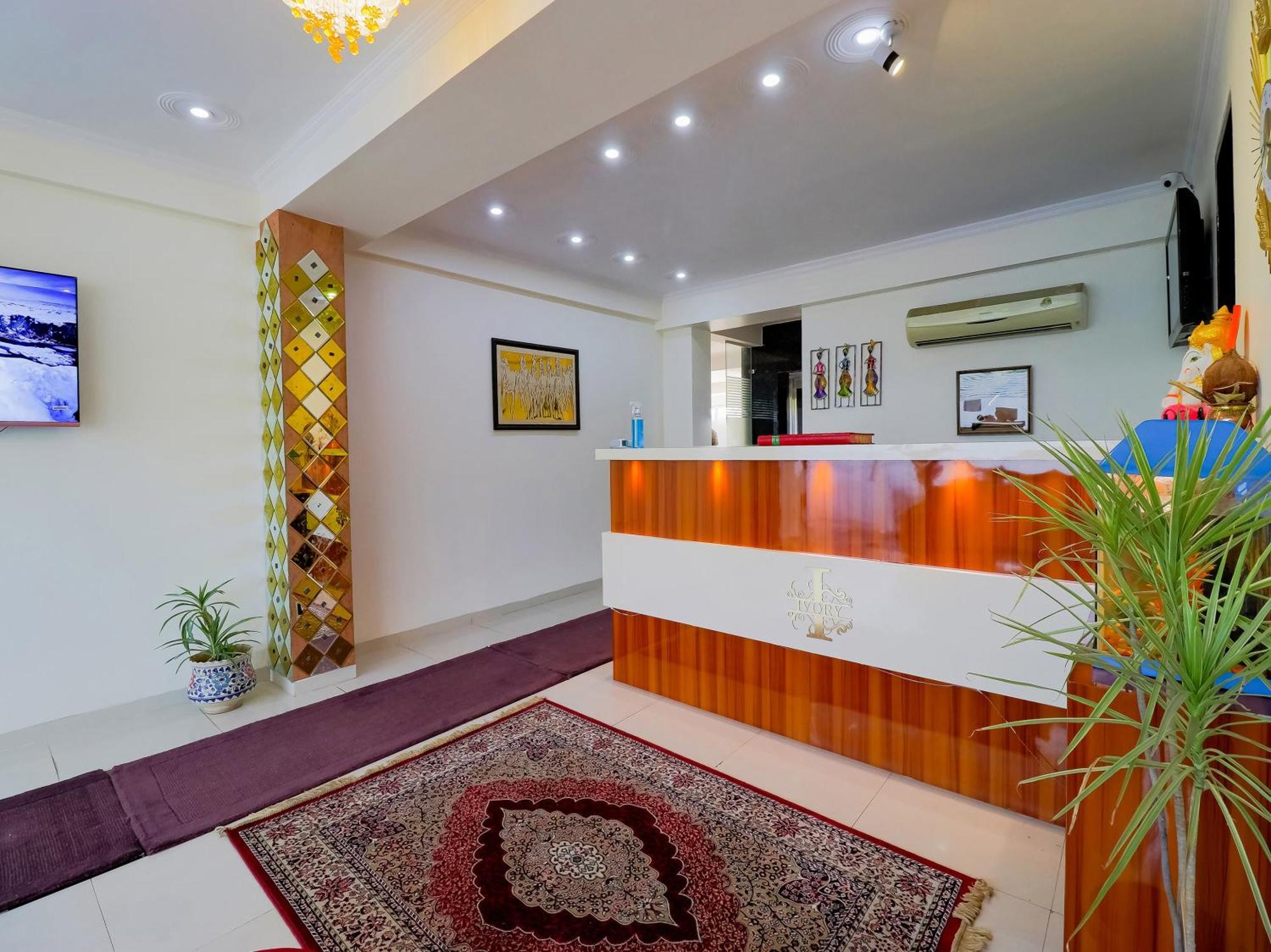 Treebo Rejoice 52 - 3Km From Huda City Metro Station Badshahpur Exterior photo